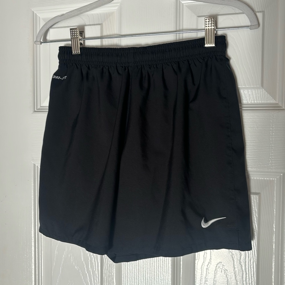 Women’s Dri-Fit Nike Soccer shorts (lined)